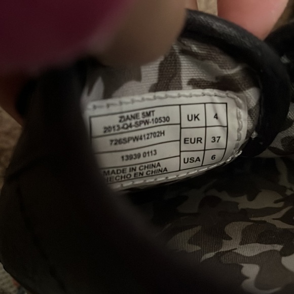 Lacoste lace leather shoes - Picture 8 of 8